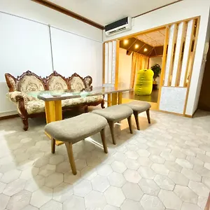 Apartment House